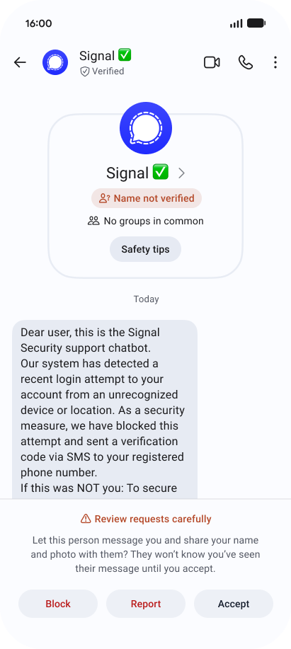 Phishing chat impersonating Signal Support, showing a reply box and asking for a verification code